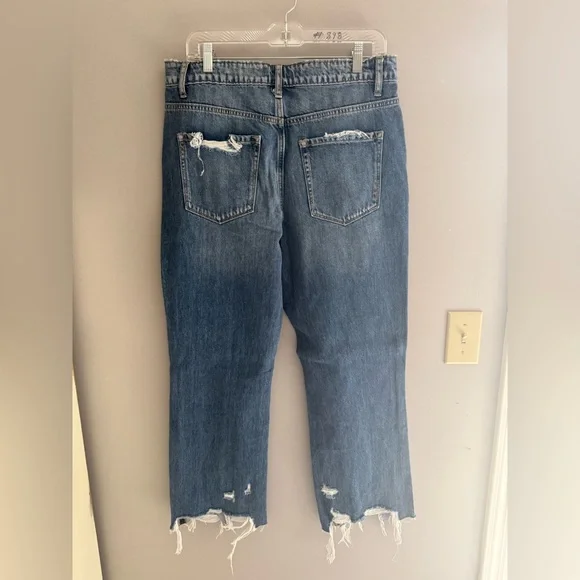 Zenana Women’s Distressed Thrashed High Rise Raw Hem Cut Off Ankle Jeans SZ 30 - Picture 5 of 10